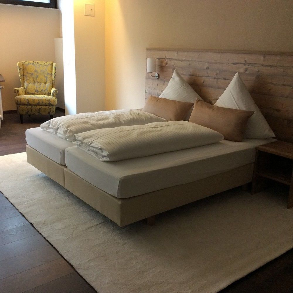 Hotel Luisenpark Bad Bergzabern Bagian luar foto