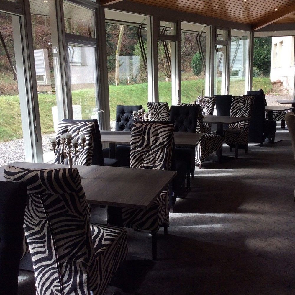 Hotel Luisenpark Bad Bergzabern Bagian luar foto