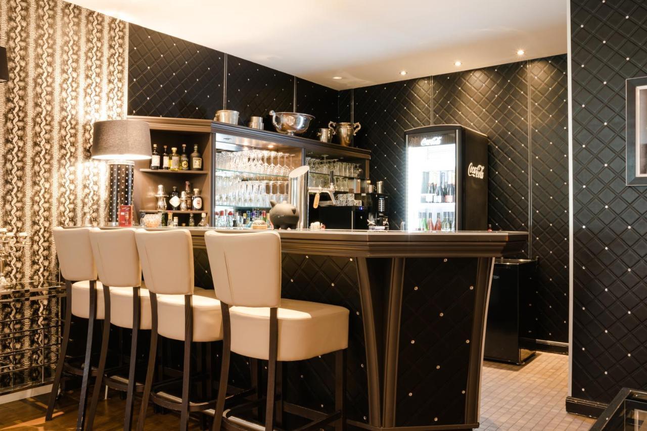 Hotel Luisenpark Bad Bergzabern Bagian luar foto